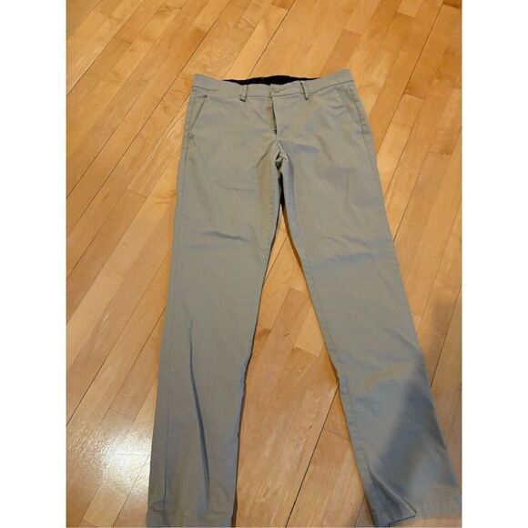 Van Heusen Khaki Pants, size 25 India/37-38 US - Picture 3 of 9